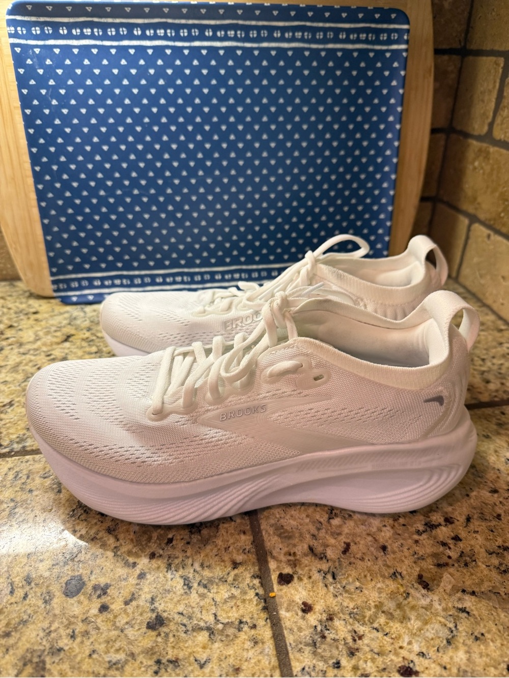 Brooks Women's White Athletic Running Sneakers - Picture 2 of 8